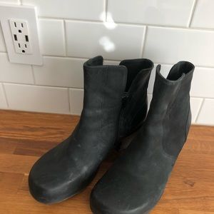 Fluevog Hopeful Rosy ankle boots
